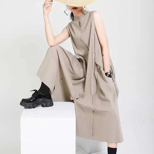 Load image into Gallery viewer, Women Khaki Split Pleated Long  Dress New Stand Collar Sleeveless Loose Fit Fashion Tide Spring Summer 2025 1Y353
