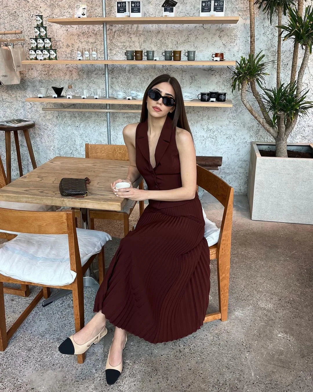 Fashion Skirt Two Piece Sets Women Notched Collar Sleeveless Crop Tops And Midi Skirt Femme Elegant Pleated Skirt Sets