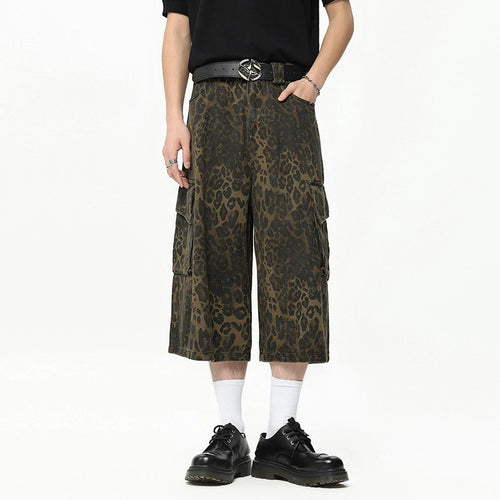 Load image into Gallery viewer, Streetwear Trendy Leopard Print Cargo Pants Summer New Camouflage Big Pocket Design Male Shorts Wide Leg 9C6628
