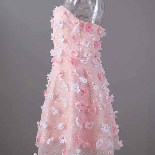 Load image into Gallery viewer, Women Three-dimensional Flower Rhinestones Mini Strapless Dress New Sleeveless Fashion Tide Spring Autumn 2025 CPG2978
