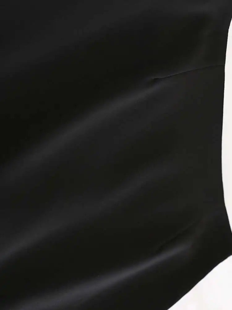 High Waist Black White Nailed Tassels Elegant A-line Half-body Skirt Women Fashion Tide New Spring Autumn 2025 1DH9909