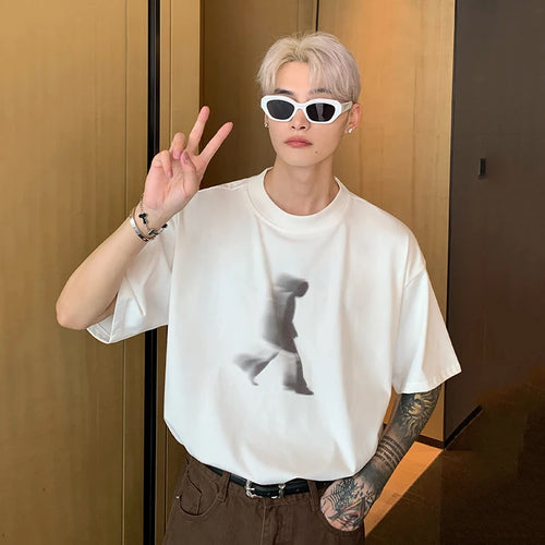 Load image into Gallery viewer, Round Collar Male T-shirt Short Sleeve Photocopy Design Figure Pattern Male Top Korean New Chic Men&#39;s Wear Loose Fit 9C6899
