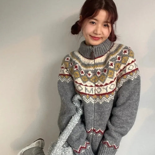 Load image into Gallery viewer, Jacquard Sweet Christmas Vintage Cardigans Women Harajuku Zipper Grunge Sweaters Loose Streetwear Knitted Coats Y2k Aesthetic
