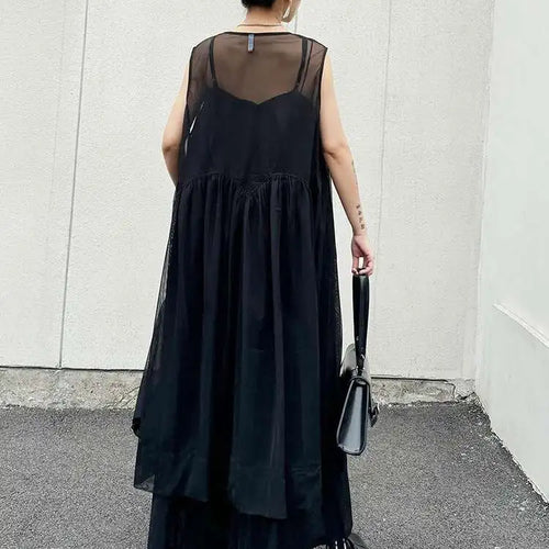 Load image into Gallery viewer, Women Black Mesh Perspective Pleated Big Size Elegant Dress New Round Neck Sleeveless Fashion Spring Summer 2025  1DH5841
