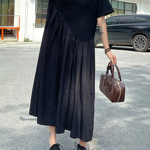 Load image into Gallery viewer, Women Black Irregular Pleated Big Size Midi Dress New Round Neck Short Sleeve Fashion Tide Spring Summer 2025 1DJ0851
