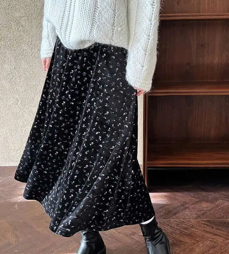High Elastic Waist Black Pattern Printed Velvet A-line Half-body Skirt Women Fashion Tide New Spring Autumn 2025 1DH8929