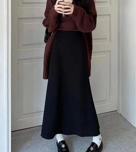 Korean Chic Women's Black Temperament Vacation Knitted Long Skirt Autumn Winter Brown High Waist Skirts Fashion Simplicity Trend