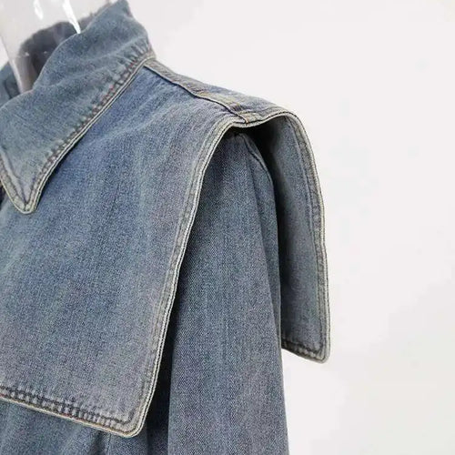 Load image into Gallery viewer, Women Blue Denim Big Size Long Trench New Lapel Long Sleeve Loose Fit Windbreaker Fashion Tide Spring Autumn 2025 17A4709
