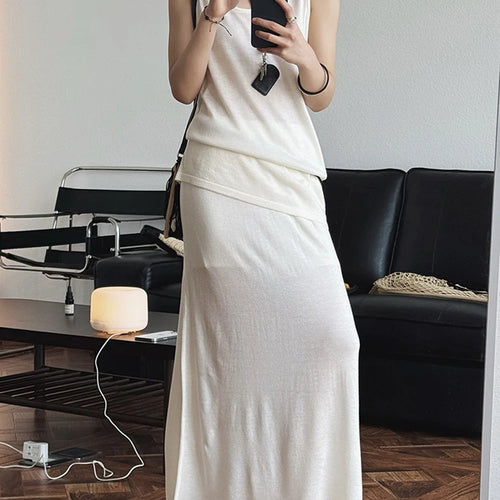 Load image into Gallery viewer, Knitting Vest Half-body Skirt Two Pieces Suit New Round Neck Sleeveless Women Fashion Tide Spring Autumn 2025 1DJ1005
