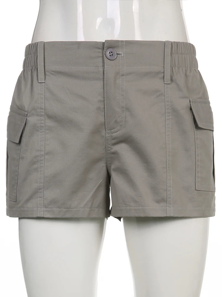 Streetwear Bodycon Solid Sexy Low Waist Cargo Shorts Women Casual Pocket Summer Shorts Elegant Club Party Short Pants