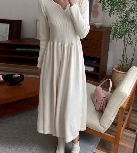 Autumn Winter Women Elegant V-neck Long Sleeve Slim Knit Pleated Dress Solid Casual A-line Sweater Long Dress 2023 French Simple