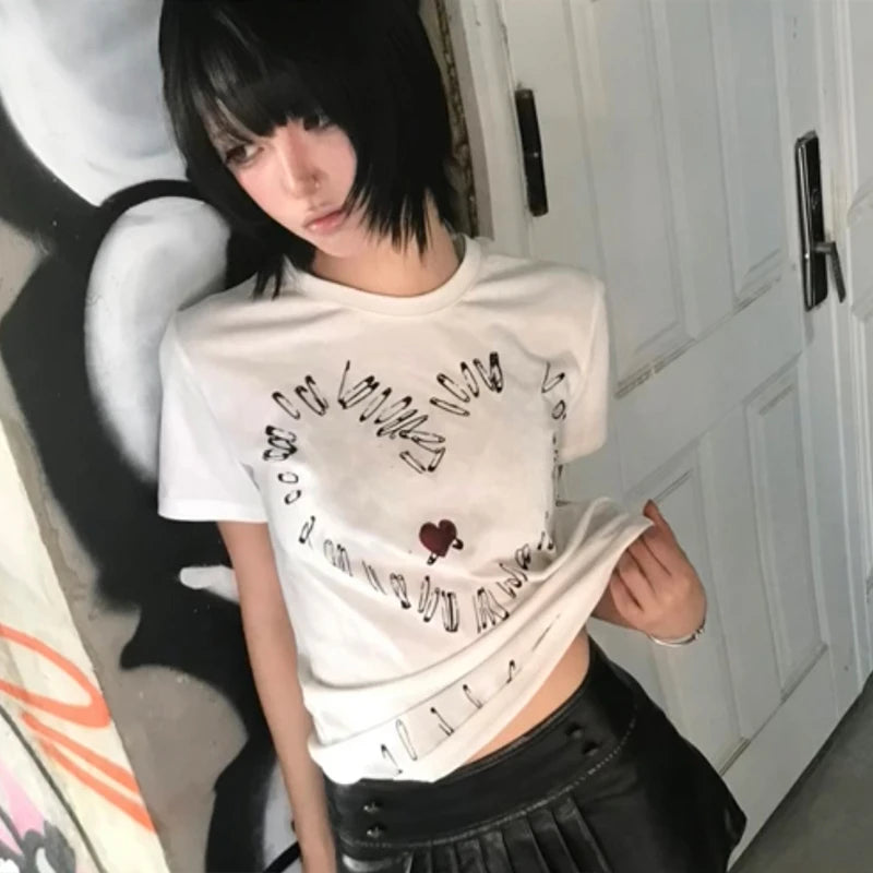 Japanese Y2k Heart print T-shirt Trashy 2000s Style Short Sleeve Tee Shirt Vintage Harajuku Streetwear Grunge Aesthetics