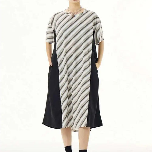 Load image into Gallery viewer, Women Purple Striped Color-block Big Size Dress New Round Neck Short Sleeve Fashion Tide Spring Summer 2025 1DH5420
