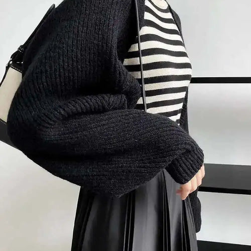 Load image into Gallery viewer, Elegant Gray Knitting Cardigan Sweater Loose Fit V-Neck Long Sleeve Women New Fashion Tide Autumn Winter 2025 1DF2337
