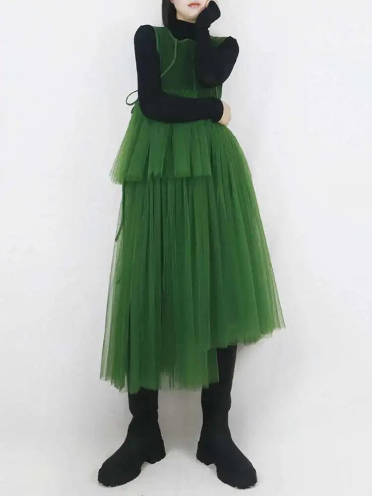 Women Green Mesh Irregular Elegant Dress New Round Neck Sleeveless Loose Fit Fashion Tide Spring Summer 2025 1DF9867