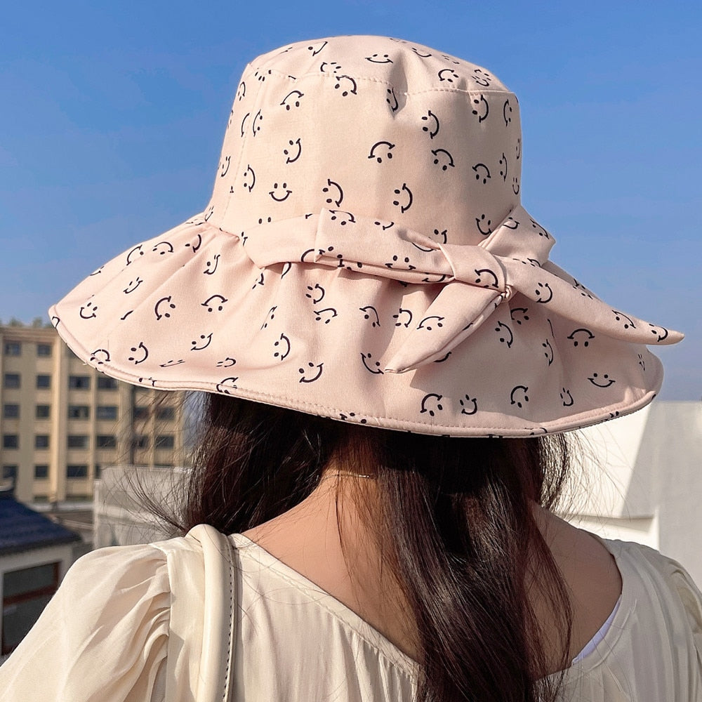 Women's Summer Hat Fashion Smiley Face Pattern Print Cap Bow Design Sun Hat Travel Beach Bucket Hat