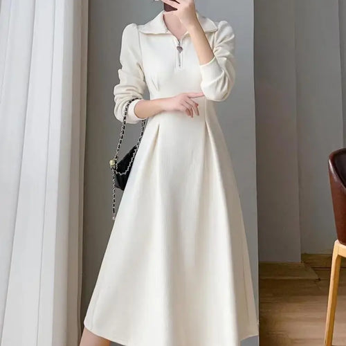 Load image into Gallery viewer, Autumn Winter French Ladies Black Elegant Long Dress White Velvet Thick Warm Long Sleeve Simple Evening Party Zipper Dress
