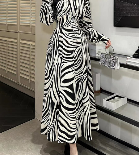 Hit Color Spliced Striped Fashion Dresses for Women V Neck Long Sleeves Tunic Patchwork Bead Elegant Dress Female