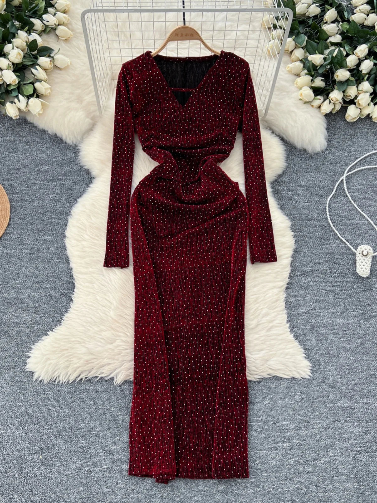 Autumn Women Fashion 2024 New Black Red Diamonds Elegant V Neck Long Sleeve Slim Evening Party Dress Gold Hollow Out Dress Robe