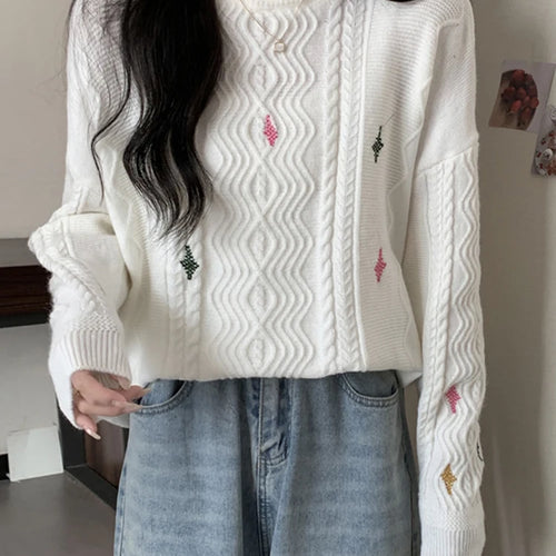 Load image into Gallery viewer, Women Knitted Sweater Autumn New O-Neck Vintage Embroidered Knitwear Baggy Long Sleeve Warm Lady White Pullover Chic
