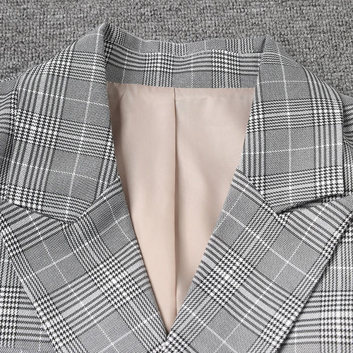 Load image into Gallery viewer, Women Plaid Double Breasted Back Pleated Elegant Blazer New Lapel Long Sleeve Jacket Fashion Spring Autumn 2025 3WM2547
