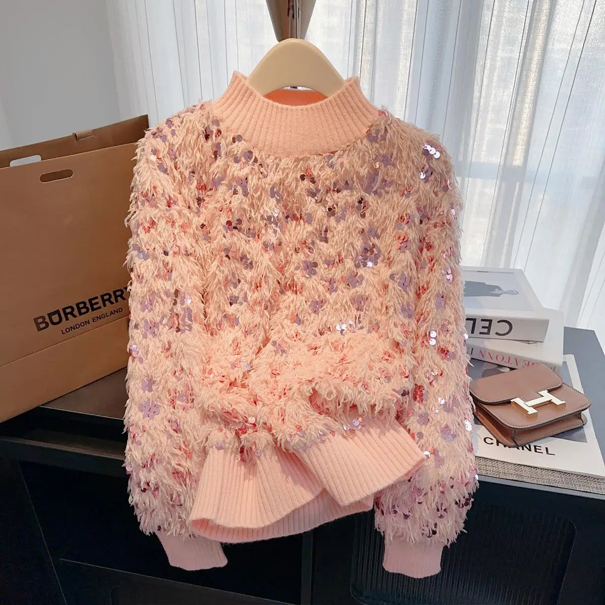 Autumn Winter Sweet Pink Sequins Elegant Round Neck Pullover Short Sweater Women's 2024 New Beige Long Sleeved Loose Knitted Top