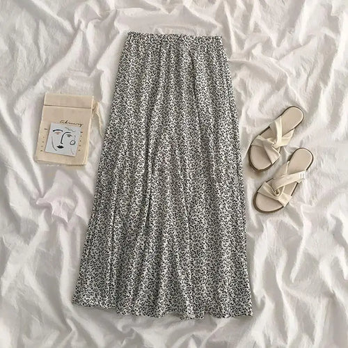 Load image into Gallery viewer, Spring Summer New Black Beige Print Elegant Vacation Party Pleated Skirt Women French Fashion Elastic High Waist Long Skirt Boho
