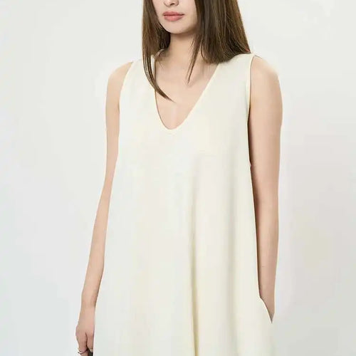 Load image into Gallery viewer, Women Black Brief Irregular Shaped Pocket Long Elegant Dress New V-Neck Sleeveless Fashion Tide Spring Autumn 2025 1DH9419
