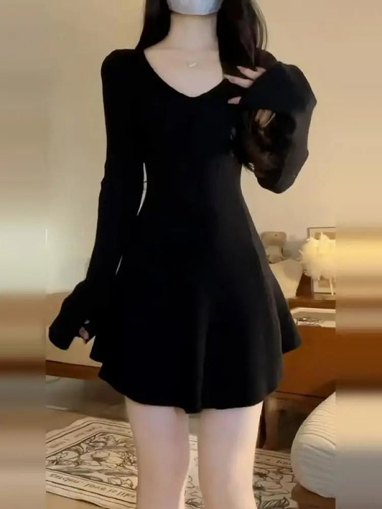 Women's Spring Autumn Vintage Black Flared Long Sleeved Knitted Short Dress Khaki V-neck High Waist Slim Pleated Mini Dress Chic