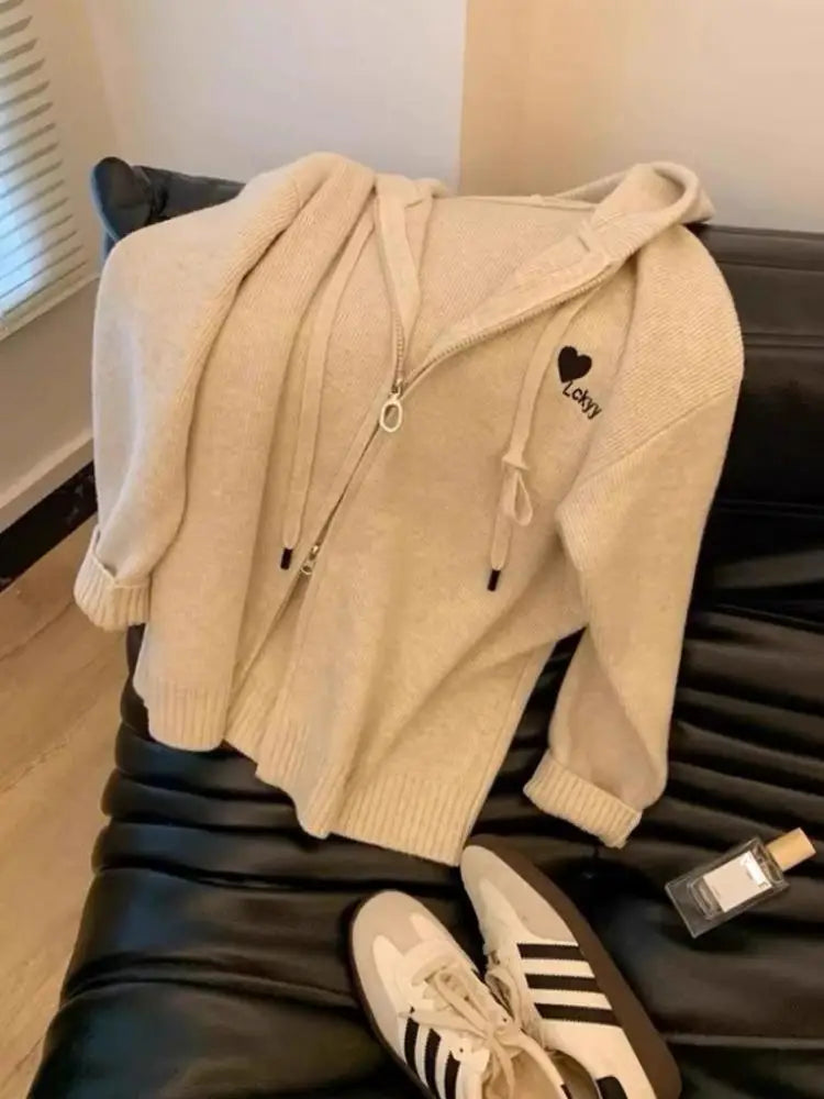 Korean New Women Beige Heart Shaped Embroidered Long Sleeve Zipper Cardigan Sweater Autumn Winter Holiday Hooded Knitwears Tops