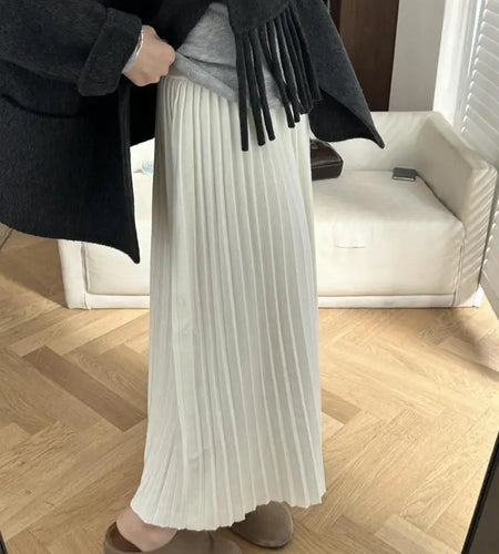 Korean Version 2024 White High Waist Versatile Slim Long Skirt Women Autumn Winter Grey Office Elegant Knitted Skirt Simplicity
