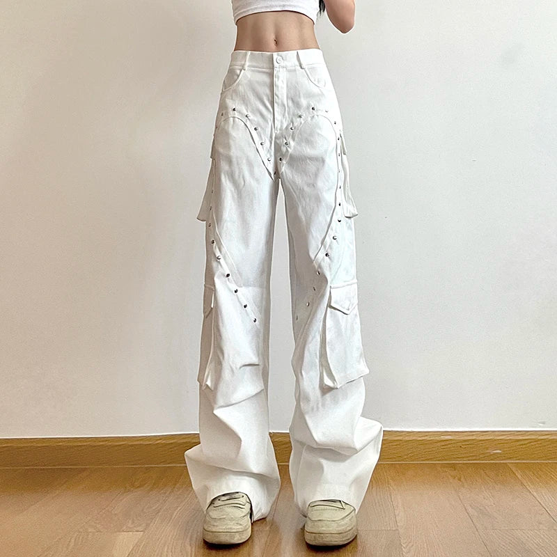 Casual White Design Cargo Pants Women Patched Heart Shape Sweatpants Harajuku Rivet Draped Baggy Trousers Y2K Outfits