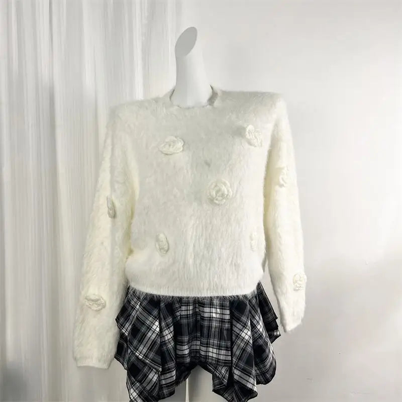 Autumn Winter White Mink Flower Decoration Short Knitted Sweater Women Retro Round Neck Vacation Long Sleeves Soft Pullover Tops