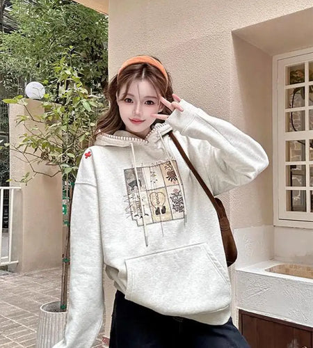 Autumn Winter 2025 Beige Velvet Embroidered Elegant Pullover Fashion Short Hooded Sweatshirt Women Trendy Long Sleeve Tops Retro
