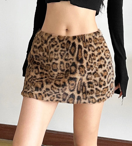 Furry Leopard Print Mini Skirts Elasticated Waist Sexy Midnight Hot Chick Classic Trend Charming Concise Winter Bottoms