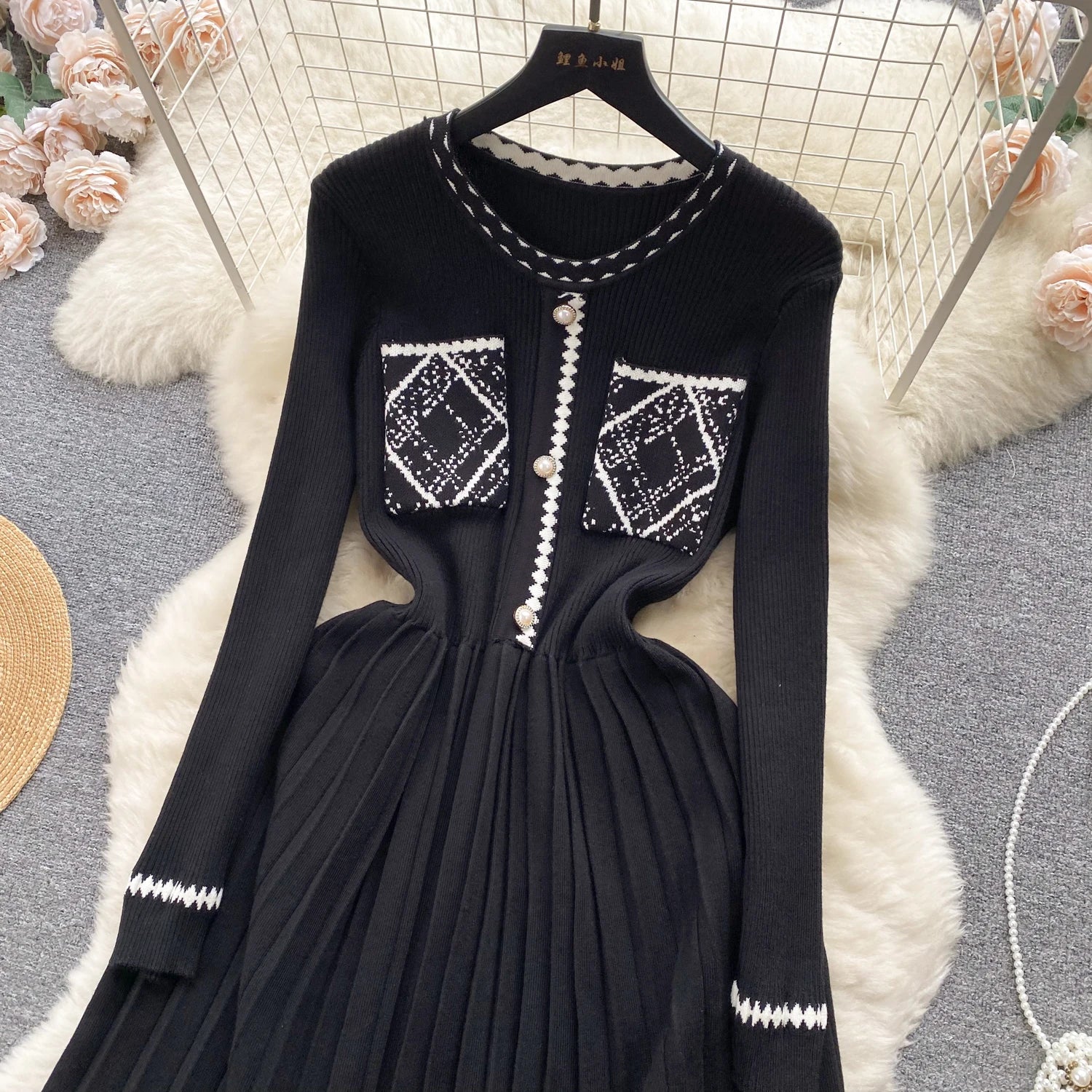 Beige Patchwork Knit Sweater Long Dress Woman Clothes Casual Autumn Winter Korean Slim Long Sleeve Elegant Black Pleated Dresses