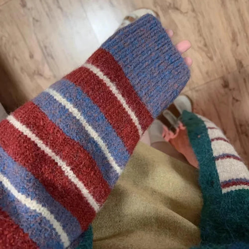 Load image into Gallery viewer, Japanese Oversize Grunge Casual Cardigans Y2k Aesthetic Contrast Color Stripe Coats Women Autumn Single Breasted Long Sweater
