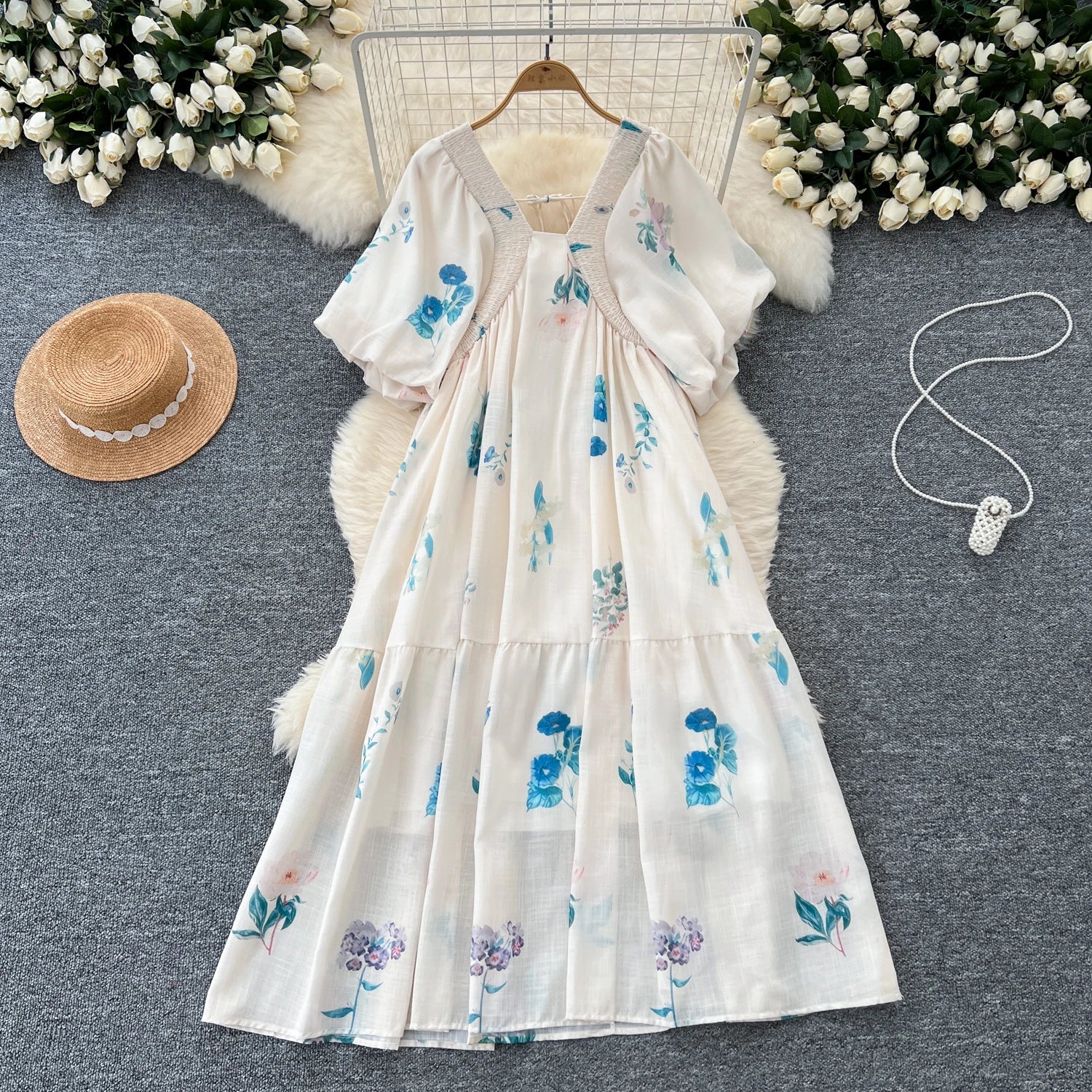 French Women Vintage Sweet Beige Printed Backless Party Long Dress Summer New Square Neck Short Sleeves Pleated Dress Bohemian