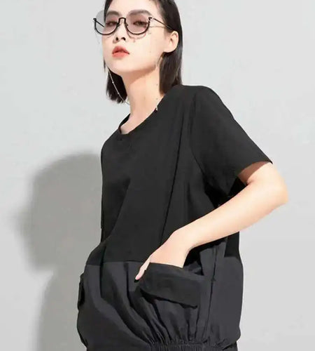 Women Black Big Size Irregular Spliced Pockets T-shirt New Round Neck Short Sleeve Fashion Tide Spring Summer 2025 1DD8085