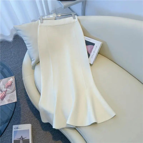 Load image into Gallery viewer, Vintage French Women&#39;s Solid Elegant Party Knitted Long Skirt Autumn Winter High Waist Vacation A-line Fishtail Skirt 2024 Trend
