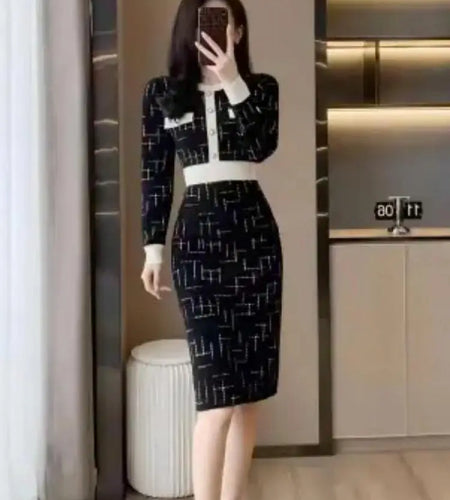 Autumn Winter Black Patchwork High Wais Round Neck Knit Dress French Women's Long Sleeved Office Slim Single Breasted Midi Dress