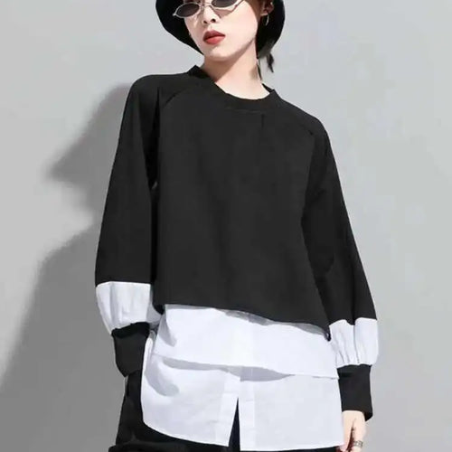 Load image into Gallery viewer, Women Contrast Color Split Joint Big Size T-shirt New Round Neck Long Sleeve  Fashion Tide  Spring Autumn 2025 1DC538
