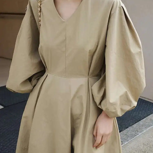 Load image into Gallery viewer, Women Kahki Elegant Big Size Long Dress New V-Neck Long Lantern Sleeve Loose Fit Fashion Tide Spring Autumn 2025  1DH0488
