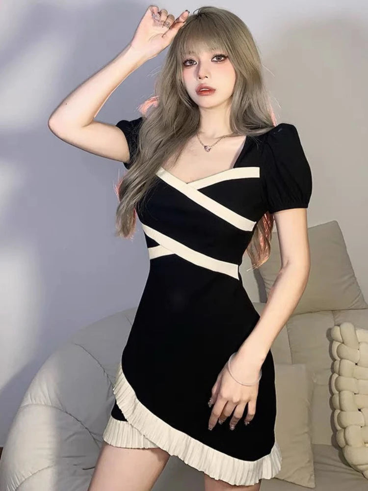Sexy Bodycon Black Mini Square Collar Dress Women Korean Style Vintage Casual Puff Sleeve Short Dresses Summer Spring