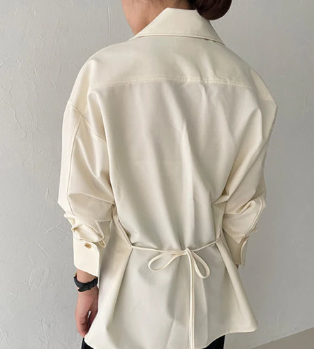 Women Beige Zipper Pocket Back Bandage Blouse New Lapel Long Sleeve Loose Fit Shirt Fashion Spring Autumn 2025 1DF1491