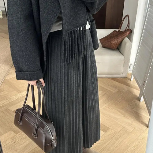 Load image into Gallery viewer, Korean Version 2024 White High Waist Versatile Slim Long Skirt Women Autumn Winter Grey Office Elegant Knitted Skirt Simplicity
