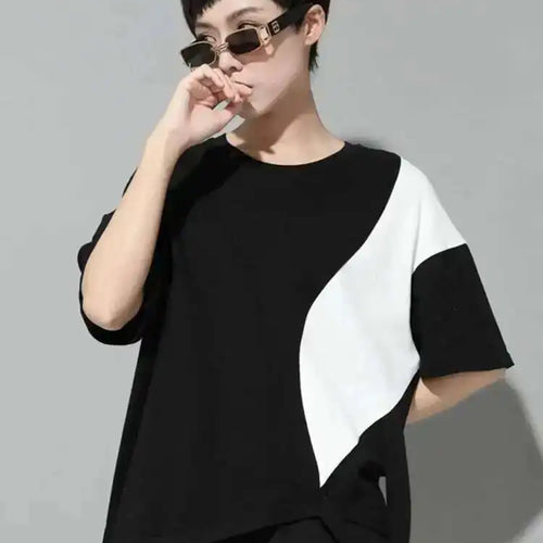 Load image into Gallery viewer, Women White Color-block Irregular Big Size T-shirt New Round Neck Half Sleeve Fashion Tide Spring Summer 2025 1DE8661
