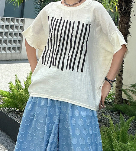 Women Beige Striped Printed Big Size Thin T-shirt New Round Neck Half Batwing Sleeve Fashion Spring Summer 2025 1DJ1570