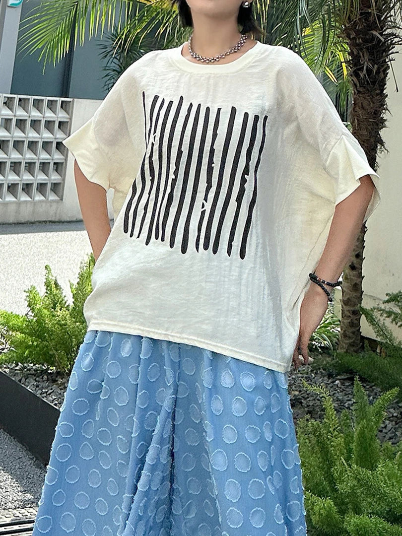Women Beige Striped Printed Big Size Thin T-shirt New Round Neck Half Batwing Sleeve Fashion Spring Summer 2025 1DJ1570