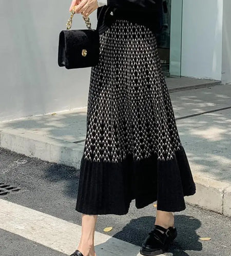 Korean Fashion Women Black Print Patchwork Elegant Long Skirt 2024 Autumn Winter Vintage Beige High Waist A-line Pleated Skirts
